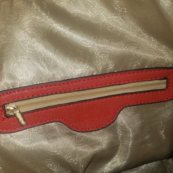 Michael Kors Saffiano Leather Large Tote Bag Like NEW - Picture 7 of 11